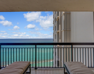 5380 N Ocean Drive - Photo Thumbnail 15