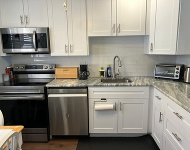 6670 Royal Palm Boulevard - Photo Thumbnail 5