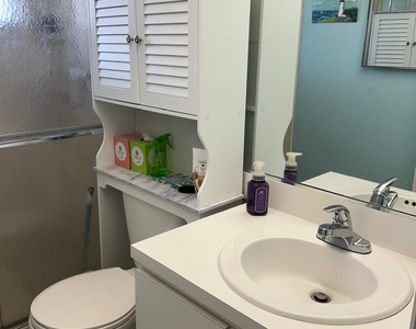 6670 Royal Palm Boulevard - Photo Thumbnail 15