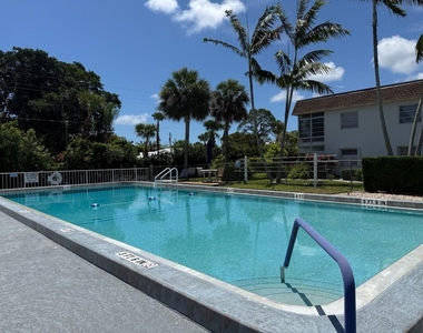 2950 Se Ocean Boulevard - Photo Thumbnail 11