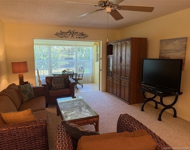 2950 Se Ocean Boulevard - Photo Thumbnail 14