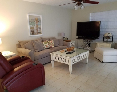 7462 Se Jamestown Terrace - Photo Thumbnail 4