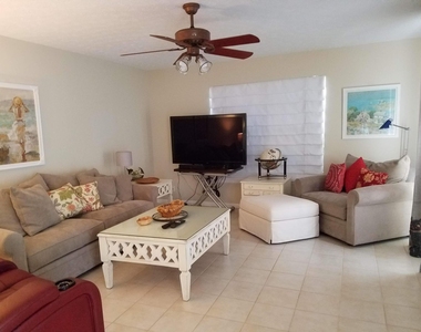 7462 Se Jamestown Terrace - Photo Thumbnail 5