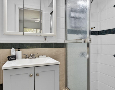 2101 Ne 25th Street - Photo Thumbnail 11