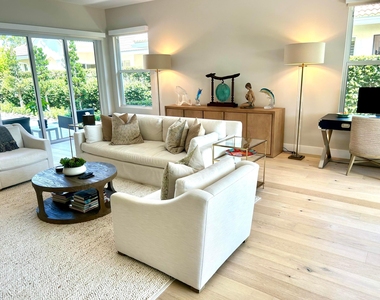 2921 Twin Oaks Way - Photo Thumbnail 4