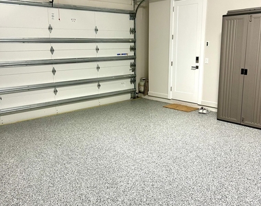 2921 Twin Oaks Way - Photo Thumbnail 18