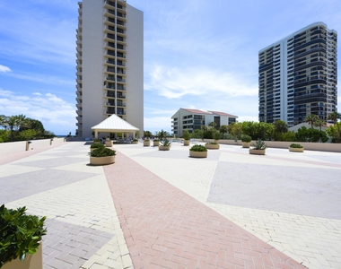 4200 N Ocean Drive - Photo Thumbnail 23