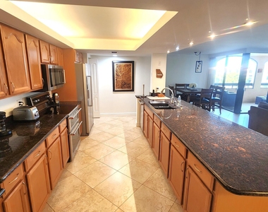450 Egret Circle - Photo Thumbnail 9