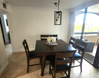 450 Egret Circle - Photo Thumbnail 7