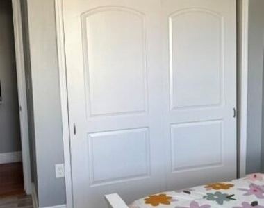 9901 Baywinds Boulevard - Photo Thumbnail 1