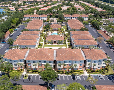 9901 Baywinds Boulevard - Photo Thumbnail 38