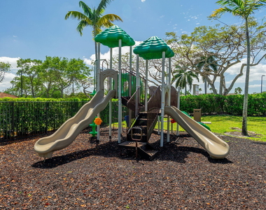 9901 Baywinds Boulevard - Photo Thumbnail 35