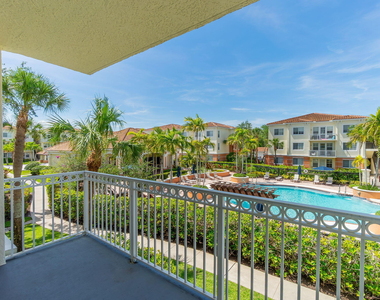 9901 Baywinds Boulevard - Photo Thumbnail 18