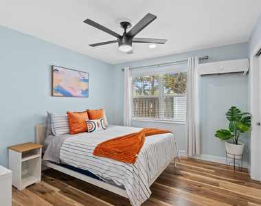 1464 N Dixie Highway - Photo Thumbnail 8