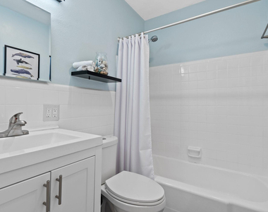 1464 N Dixie Highway - Photo Thumbnail 10