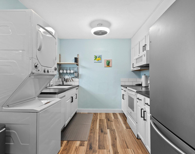 1464 N Dixie Highway - Photo Thumbnail 3