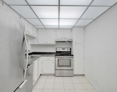 740 S Federal Highway - Photo Thumbnail 14
