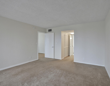 740 S Federal Highway - Photo Thumbnail 19