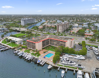 740 S Federal Highway - Photo Thumbnail 16