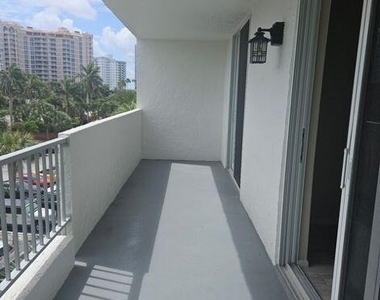1421 S Ocean Boulevard - Photo Thumbnail 8