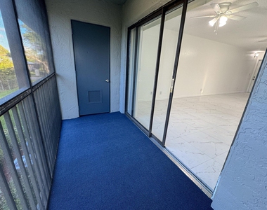 10687 Royal Palm Boulevard - Photo Thumbnail 16