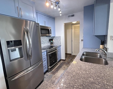 1009 N Ocean Boulevard N - Photo Thumbnail 6