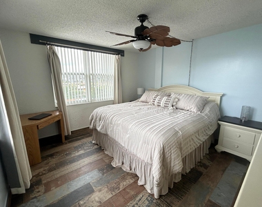 1009 N Ocean Boulevard N - Photo Thumbnail 11