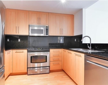 511 Se 5th Avenue - Photo Thumbnail 2