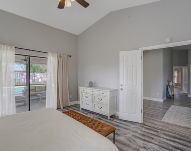 13834 Geranium Place - Photo Thumbnail 14