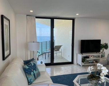 5420 N Ocean Drive - Photo Thumbnail 11