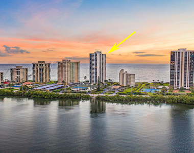 5420 N Ocean Drive - Photo Thumbnail 34