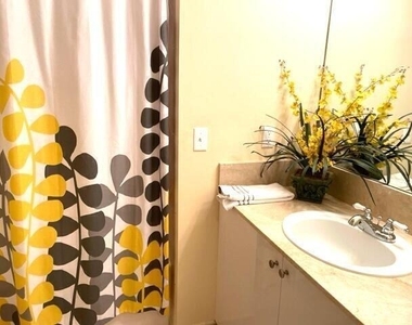 625 Casa Loma Boulevard - Photo Thumbnail 6