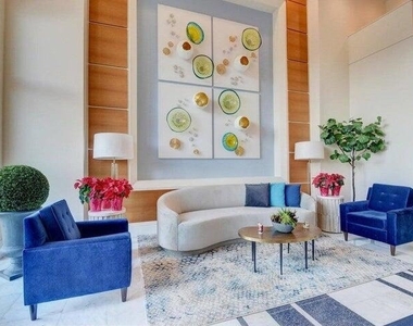 625 Casa Loma Boulevard - Photo Thumbnail 8