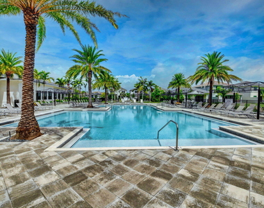 15205 Seaglass Terrace Lane - Photo Thumbnail 54