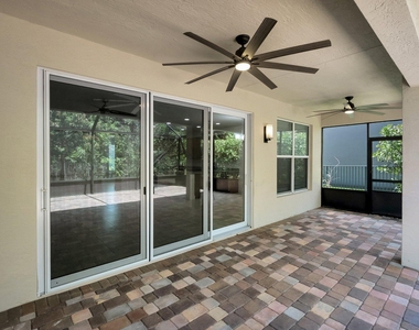 15205 Seaglass Terrace Lane - Photo Thumbnail 36