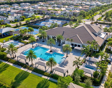 15205 Seaglass Terrace Lane - Photo Thumbnail 56