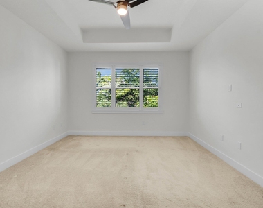 15205 Seaglass Terrace Lane - Photo Thumbnail 21