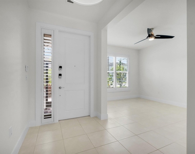 15205 Seaglass Terrace Lane - Photo Thumbnail 5