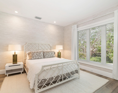 443 Seaview Avenue - Photo Thumbnail 14