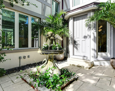 443 Seaview Avenue - Photo Thumbnail 24