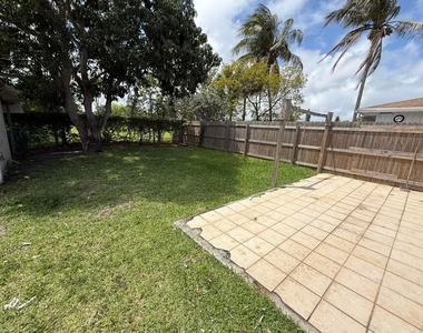 2519 Griffin Square - Photo Thumbnail 10