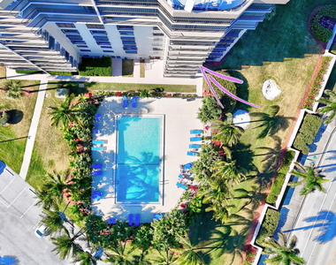 801 S Ocean Drive - Photo Thumbnail 24