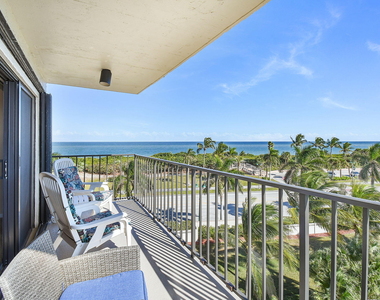 801 S Ocean Drive - Photo Thumbnail 3