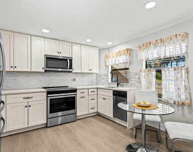5945 Parkwalk Drive - Photo Thumbnail 3