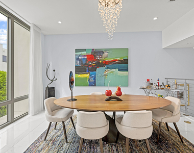 1811 Nw 42nd Drive - Photo Thumbnail 19