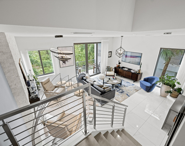 1811 Nw 42nd Drive - Photo Thumbnail 24