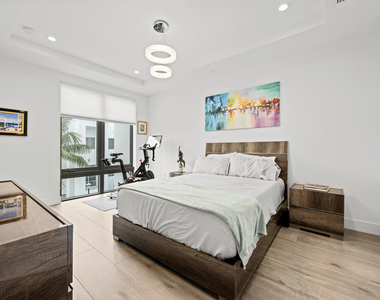 1811 Nw 42nd Drive - Photo Thumbnail 28