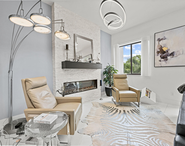 1811 Nw 42nd Drive - Photo Thumbnail 8