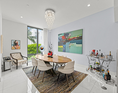 1811 Nw 42nd Drive - Photo Thumbnail 18
