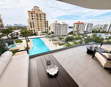 151 N Seabreeze Boulevard - Photo Thumbnail 2